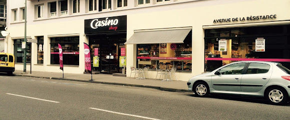 Pizza de CASINO SHOP à Pau