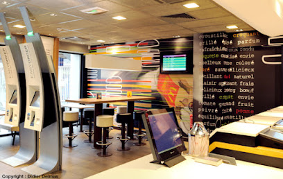 Pizza de McDonald's à Lons